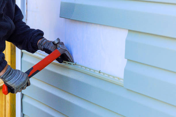Reliable Siding Inspection contractor in Mundelein, IL by Creative Siding